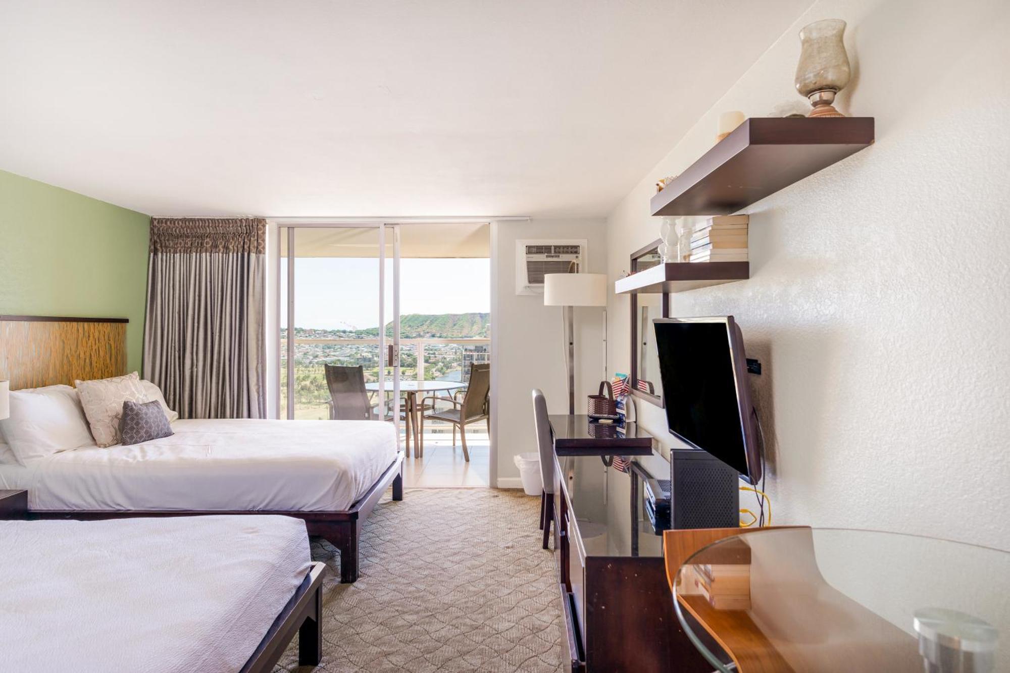 Island Colony Suites Гонолулу Номер фото